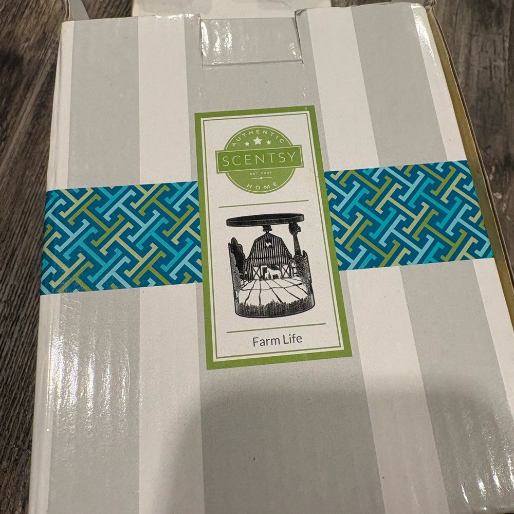 Scentsy Farm Life Warmer Wrap